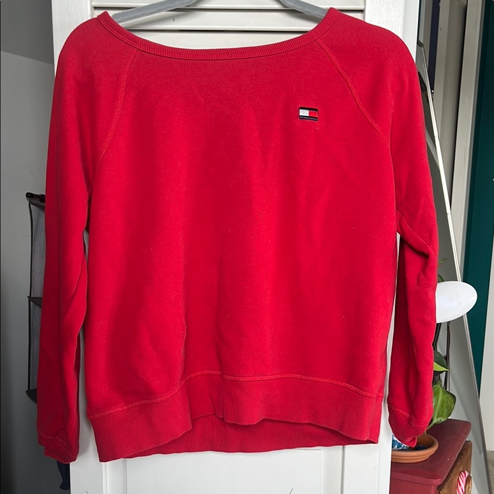 Sporty retro style Tommy Hilfiger jumper